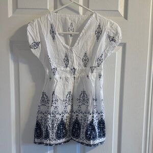 Elegant White and Blue Women's Top